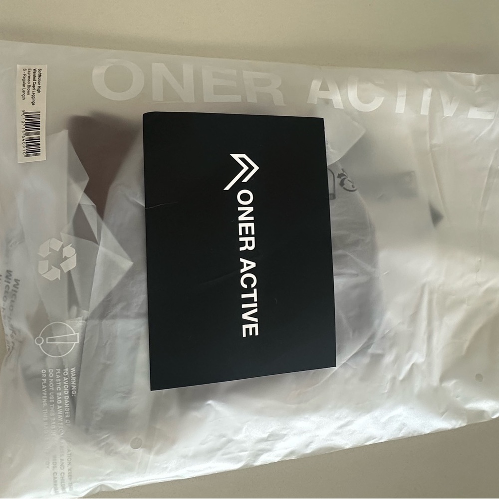 Oner active soft motion brown capri leggings - Picture 4 of 4